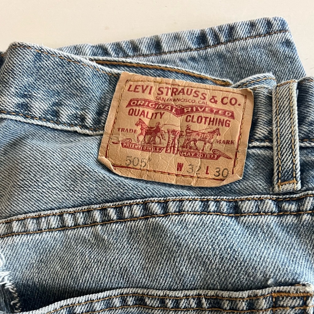 Levi’s 505 Red Tab